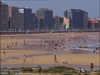 Playa de San Lorenzo (Gijón)