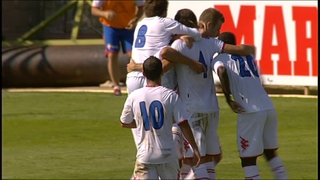 Los jugadores del Sporting B festejan el gol de Mendy