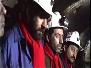 Mineros encerrados en el Pozo Barredo en 1991