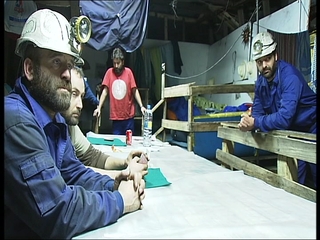 Mineros encerrados en la mina de Santa Cruz del Sil, en León