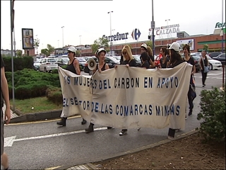 Marcha de mujeres mineras