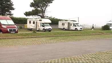 Área de estacionamiento de autocaravanas en Tapia