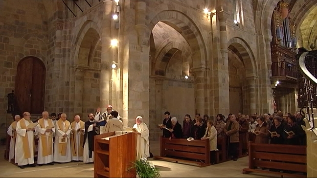 Misa mozárabe oficiada por el Arzobispo de Oviedo en el monasterio de Valdediós