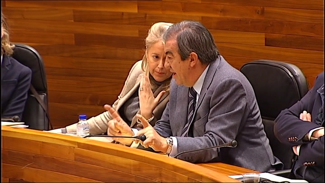 Álvarez-Cascos y Cristina Coto en la Junta 