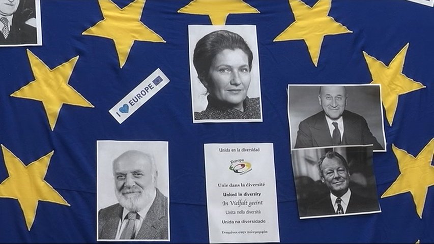 Bandera de Europa con los impulsores de la UE