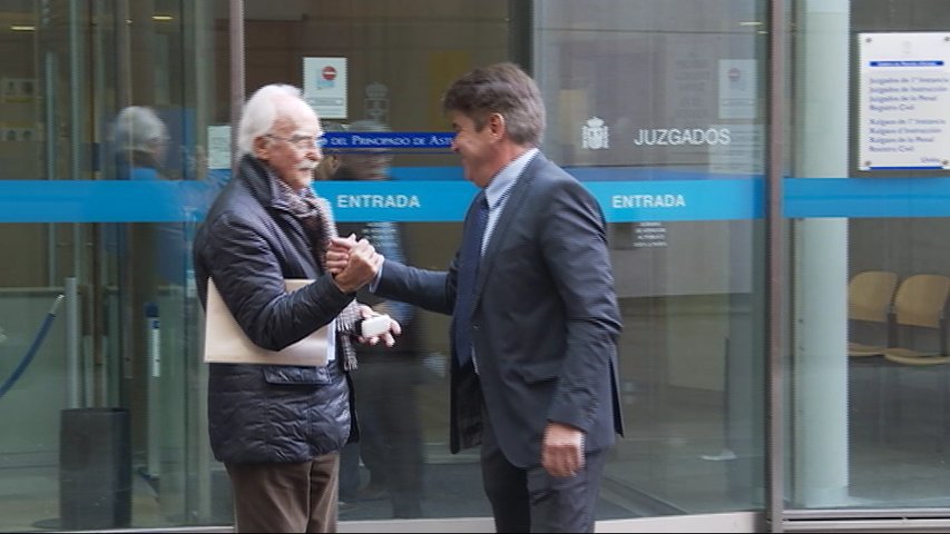 Román a su entrada a los juzgados de Oviedo