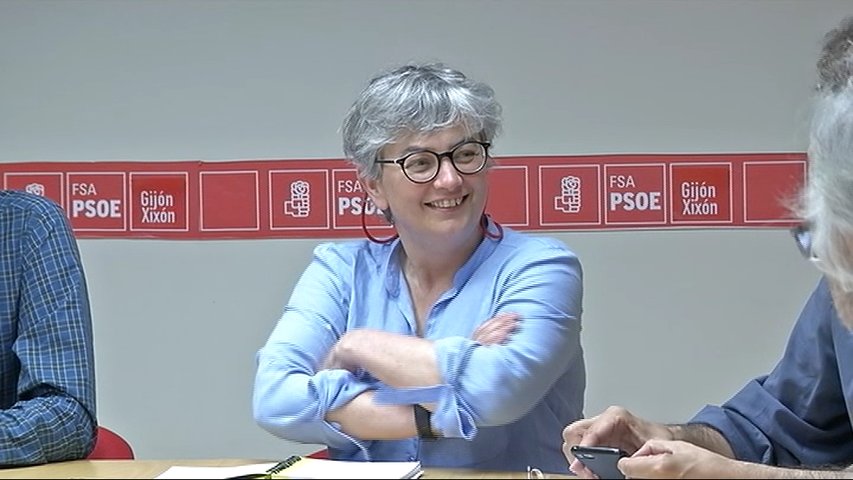 Ana González, en ronda de contactos, es la candidata más votada para la alcaldía de Gijón