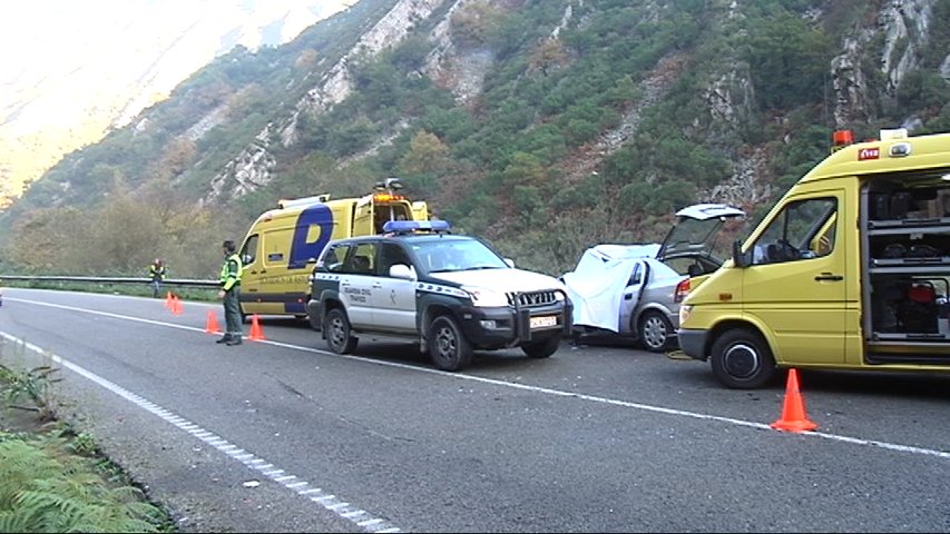 Accidente de tráfico en las carreteras asturianas
