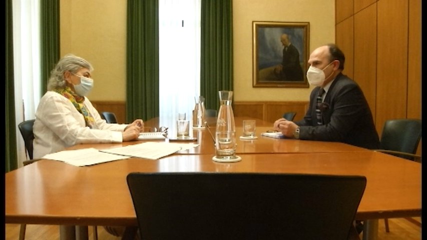 El rector Ignacio Villaverde se reúne con la alcaldesa de Gijón