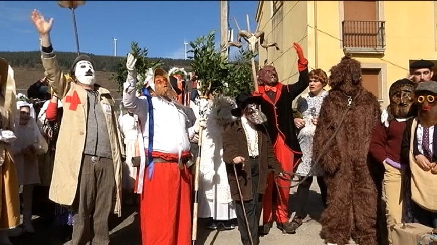 Desfile de Guilandeiros en Santolaya, Tineo
