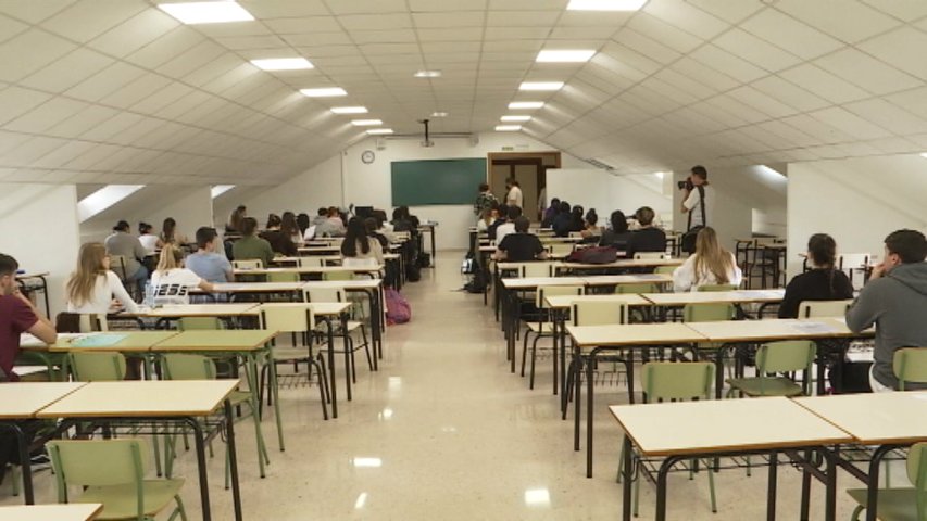 Examen de la EBAU en Asturias