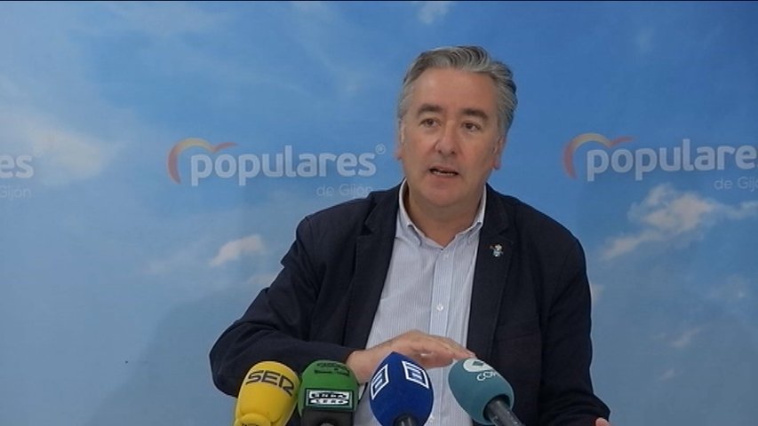  El presidente del PP de Gijón, Pablo González