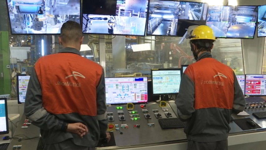 Arcelor gana un 37,8% menos en 2022, pero anticipa una mejoría de la demanda
