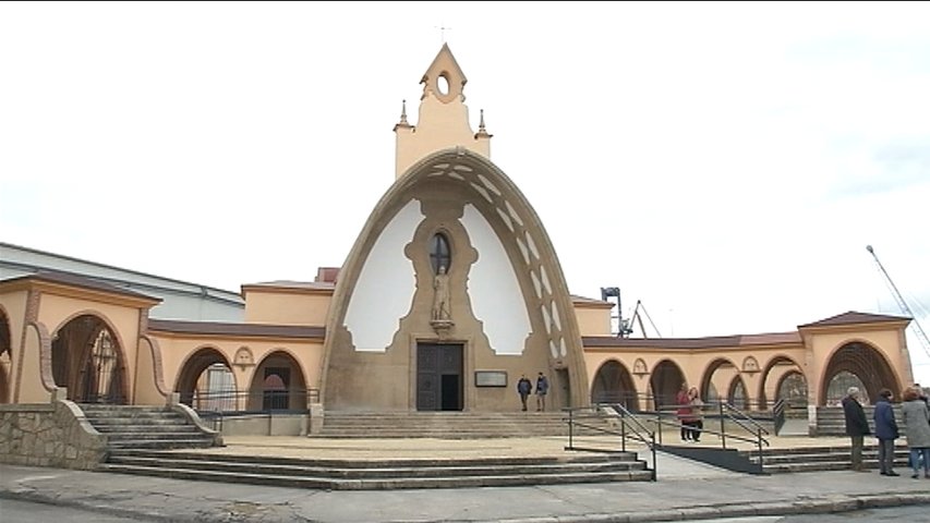 La iglesia del Carmen de San Juan de Nieva luce nueva imagen y busca otros usos